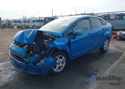 2014 Ford Fiesta Se z USA, uszkodzony, nr VIN 3FADP4BJ9EM113790